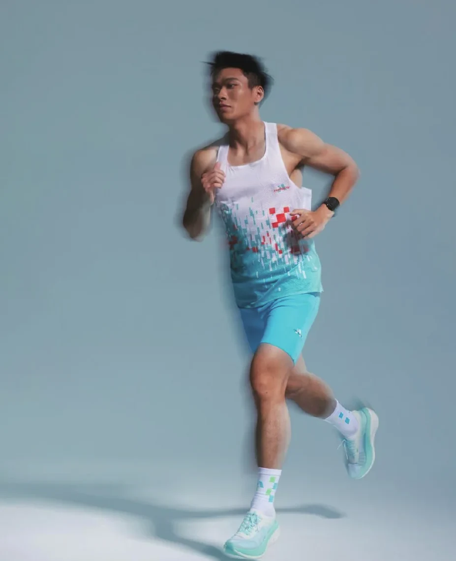 Coureur en Runsifly Flare Elite